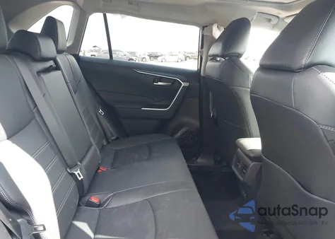 2025 Toyota Rav4 Xle Premium z USA, uszkodzony, nr VIN 2T3A1RFV4SC497286